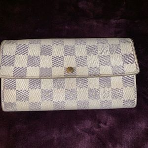 Damier Azur Louis Vuitton Sarah Wallet used